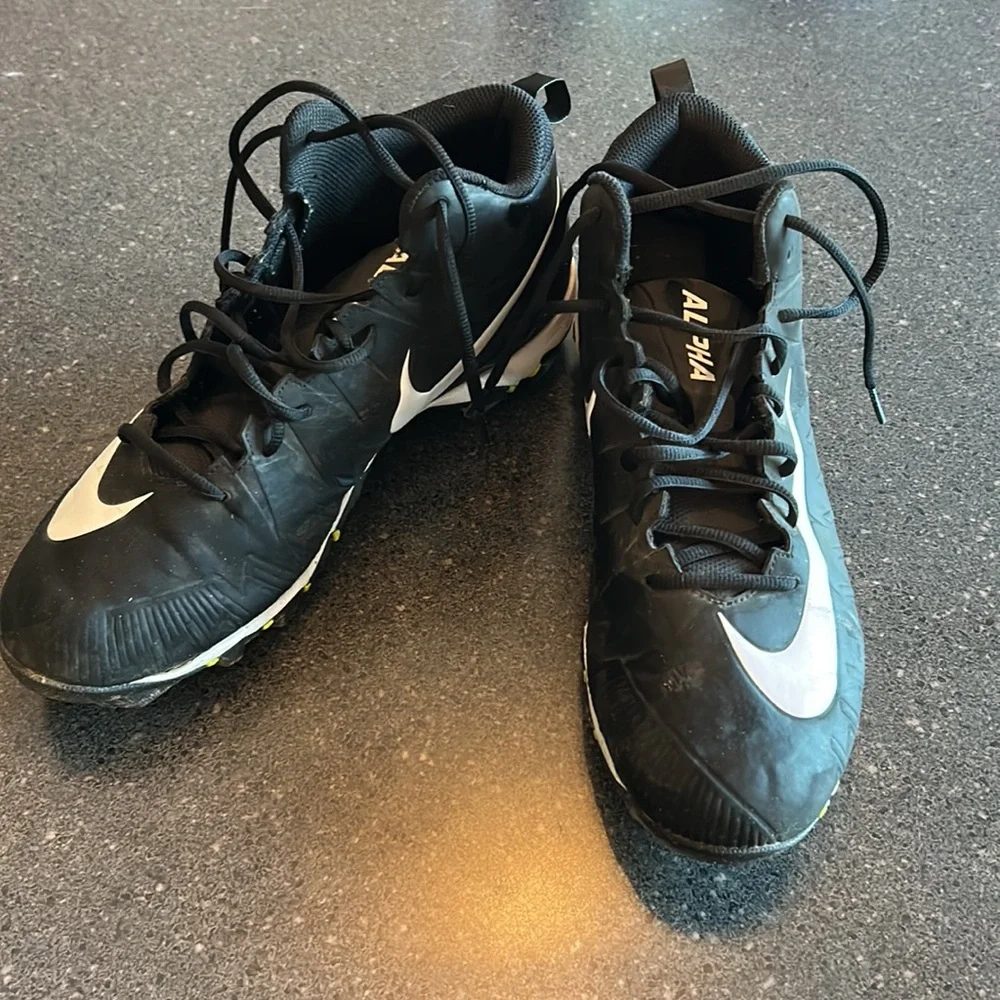 Nike Football/ Lacrosse Cleats - Picture 2 of 7